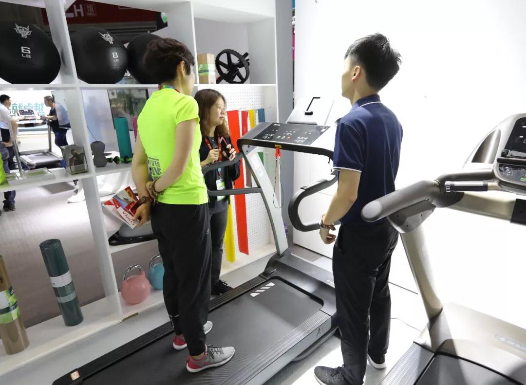 健身器材-333阿里语音智能A5跑步机